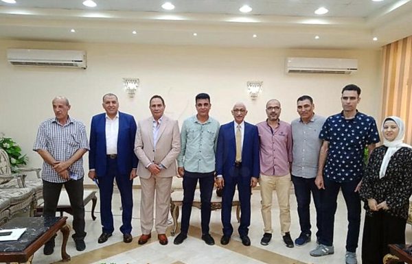 محافظ شمال سيناء يستقبل أعضاء من حزب التجمع بشمال سيناء - 2 - سيناء الإخبارية محافظ شمال سيناء يستقبل أعضاء من حزب التجمع بشمال سيناء - 1 - سيناء الإخبارية
