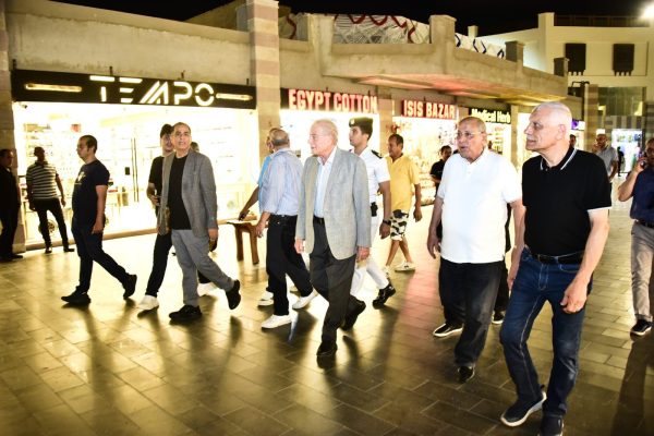 في إطار ذكرى 30 يونيو  فودة يفتتح أعمال تطوير السوق القديم ويشهد احتفالية فنية (صور) - 3 - سيناء الإخبارية