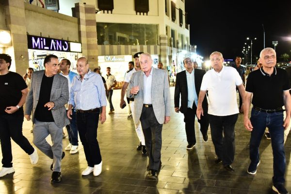 في إطار ذكرى 30 يونيو  فودة يفتتح أعمال تطوير السوق القديم ويشهد احتفالية فنية (صور) - 5 - سيناء الإخبارية