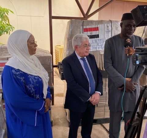 مصر ترسل شحنة مساعدات غذائية لمؤسسة توماني توري للطفولة - 3 - سيناء الإخبارية