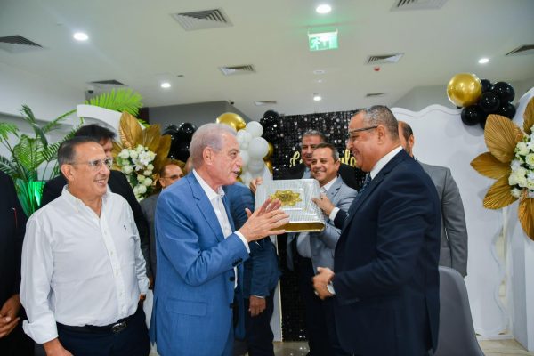 محافظ جنوب سيناء يكرم اللواء خالد فودة في احتفالية كبيرة بشرم الشيخ - 3 - سيناء الإخبارية