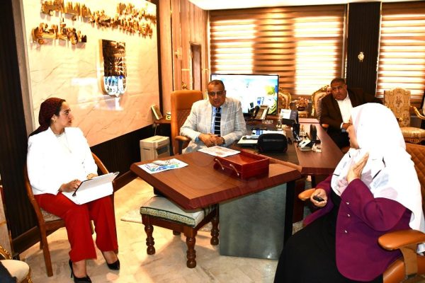 محافظ جنوب سيناء يناقش تحسين منظومة المياه والصرف الصحي - 3 - سيناء الإخبارية