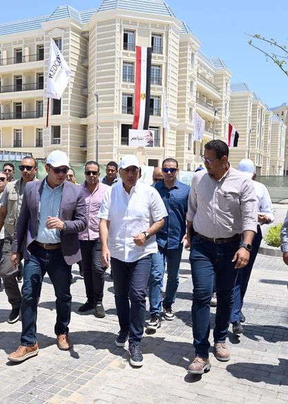 رئيس الوزراء يتفقد الوحدات الجاهزة للتسليم بمشروع "الحي اللاتيني" بالعلمين الجديدة - 1 - سيناء الإخبارية