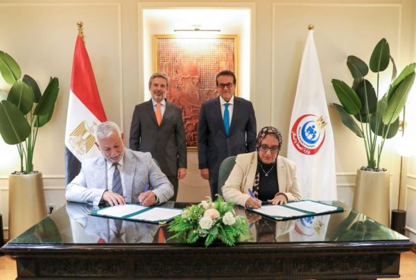وزير الصحة يثمن التعاون المصري الإيطالي.. ويؤكد أن التمريض درعًا أساسيًا لانتظام ونجاح المنظومة الصحية - 3 - سيناء الإخبارية