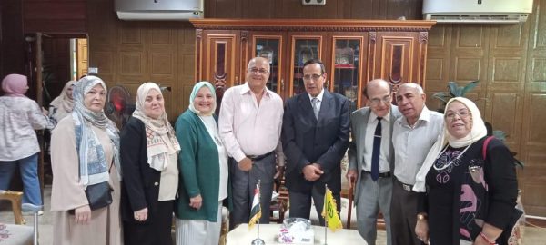 مشايخ القبائل والعواقل والموظفين يودعون محافظ شمال سيناء - 3 - سيناء الإخبارية