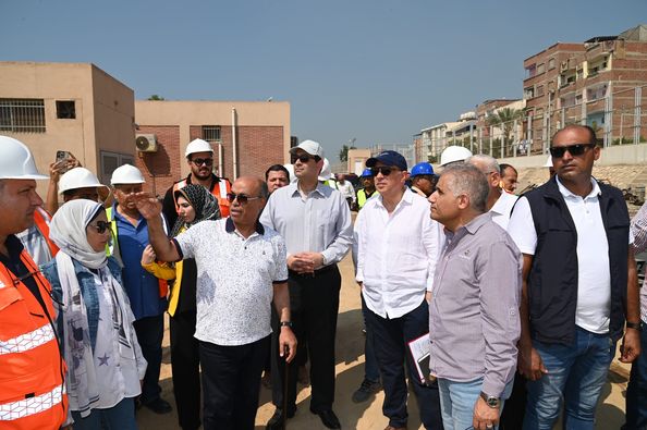 هانى سويلم يعلن تشغيل بوابات هويس ومفيض سد دمياط.. وتأهيل الكوبرى الخرساني - 1 - سيناء الإخبارية