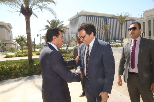 وزيرا الثقافة والرياضة يوجهان بتشكيل فرق عمل لوضع خطة تفصيلية للفعاليات - 1 - سيناء الإخبارية