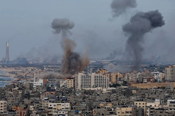 ارتفاع حصيلة ضحايا القصف الإسرائيلي على مصياف السورية إلى 14 شهيداً و43 جريحاً - 3 - سيناء الإخبارية