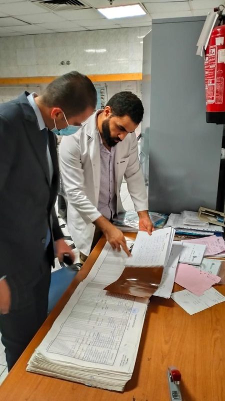 نائب وزير الصحة يتفقد مستشفى زايد آل نهيان ويطالب بتشكيل لجنة لتوفير نواقص الأدوية والمستلزمات - 9 - سيناء الإخبارية