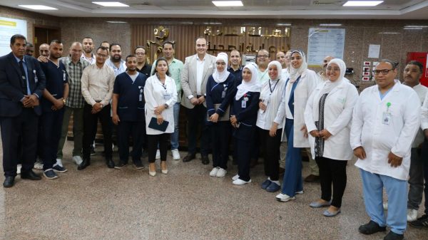 رئيس الرعاية الصحية يشدد على متابعة كفاءة منظومة صرف الأدوية لأصحاب الأمراض المزمنة بالمنازل - 5 - سيناء الإخبارية