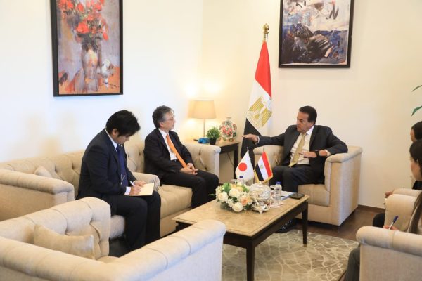 خالد عبدالغفار يستقبل السفير الياباني لدى مصر لبحث التعاون في القطاع الصحي وملف التنمية البشرية - 5 - سيناء الإخبارية