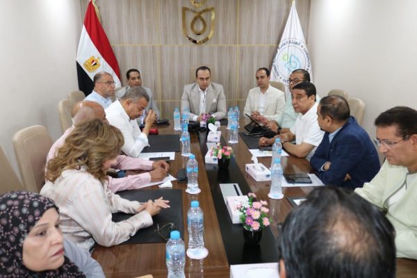 الصحة: رئيس هيئة الرعاية الصحية على رأس لجنة للمرور على المنشآت الطبية بمحافظة الأقصر - 5 - سيناء الإخبارية