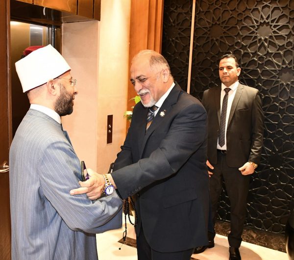 وزير الأوقاف يستقبل شيخ مشايخ الطرق الصوفية رئيس الهيئة البرلمانية لحزب مستقبل وطن - 3 - سيناء الإخبارية