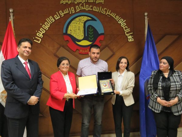نائب الوزير تؤكد على دور القطاع الخاص في خفض معدلات القيصرية - 7 - سيناء الإخبارية