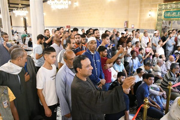 وزير الأوقاف وضيوف مؤتمر الأعلى للشئون الإسلامية يشهدون ختم القرآن من مسجد  الحسين  - 1 - سيناء الإخبارية