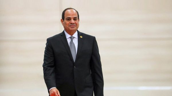 الرئيس السيسي يتابع استراتيجية التنمية الشاملة بجنوب سيناء وسبل تعزيز القطاع السياحي - 1 - سيناء الإخبارية
