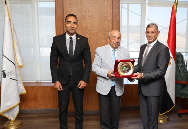 الشراكة بين وكالة الفضاء ونقابة المهندسين يهدف لتحقيق التنمية المستدامة في مختلف مجالات الحياة - 3 - سيناء الإخبارية
