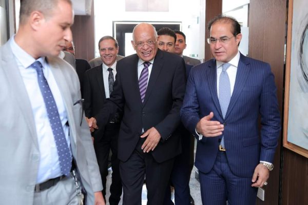 بعد افتتاح مقر جديد بالقاهرة..اتحاد القبائل العربية يرتب لعقد مؤتمر جماهيري لدعم الرئيس - 5 - سيناء الإخبارية