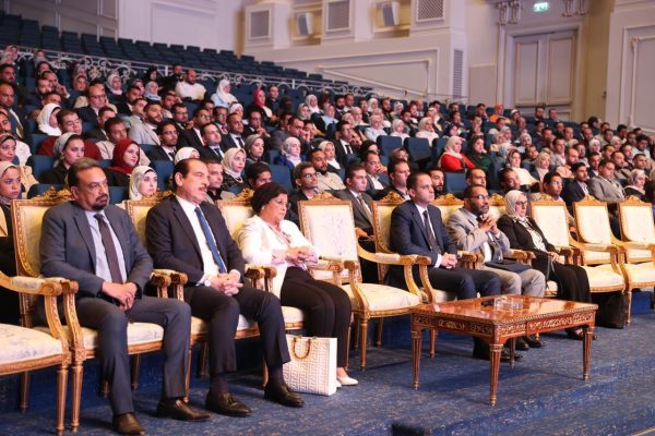 خالد عبدالغفار: مقدمو الرعاية الصحية جزء أصيل في اتخاذ القرارات المتعلقة بالمنظومة الصحية - 1 - سيناء الإخبارية