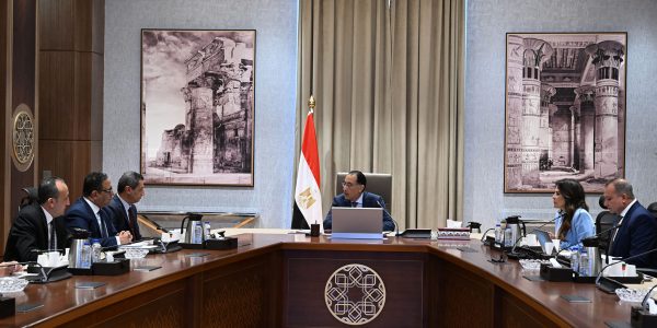 رئيس الوزراء يوجه بسرعة طرح الوحدات السكنية التي تم تنفيذها للحجز - 5 - سيناء الإخبارية