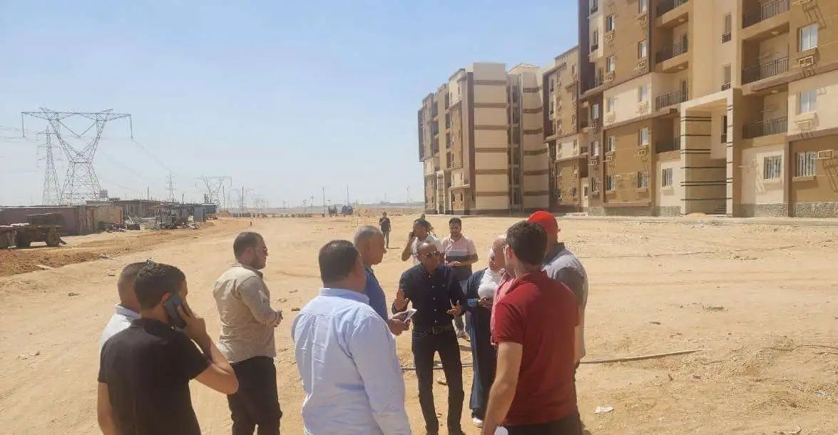 رئيس جهاز مدينة بدر يبدأ أولى جولاته التفقدية بالمرحلتين الثانية والثالثة لسكن موظفي العاصمة - 1 - سيناء الإخبارية