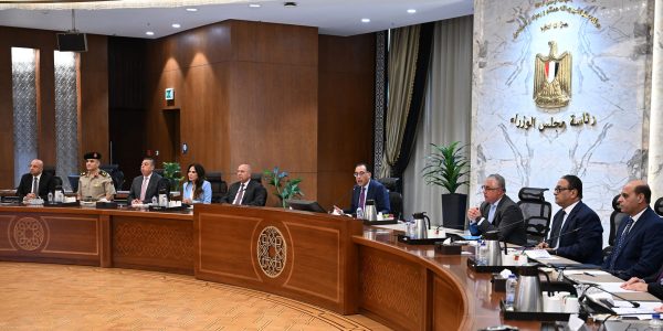 لجذب الاستثمارات..رئيس الوزراء يُتابع تيسير إجراءات الدخول والخروج إلى سيناء - 5 - سيناء الإخبارية