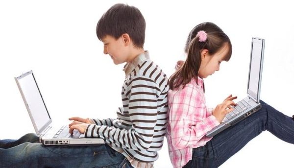 لحماية أطفالك من أضرار الإنترنت خلال العطلة...أنشطة بديلة مسلية - 1 - سيناء الإخبارية