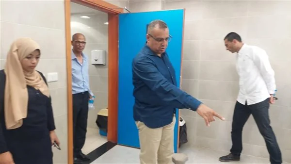 محافظ جنوب سيناء يحيل مشرفة نظافة بوحدة طب الأسرة في نويبع للتحقيق - 1 - سيناء الإخبارية