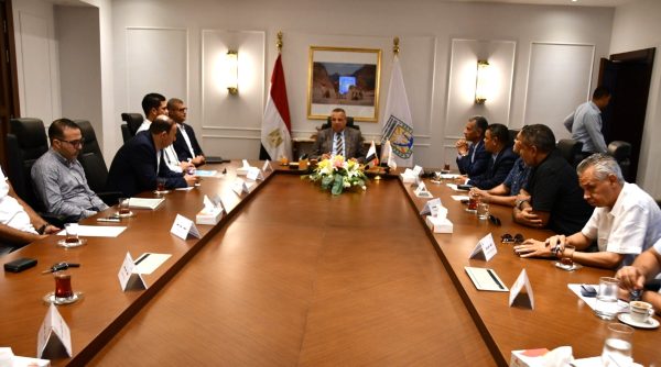 محافظ جنوب سيناء: خطة ترويجية بالتعاون مع شركات السياحة في التسويق السياحي - 3 - سيناء الإخبارية