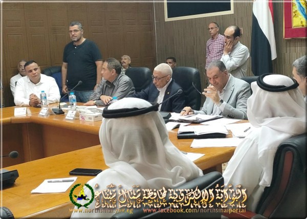 محافظ شمال سيناء يصدق على قرارات نقل وندب المعلمين - 5 - سيناء الإخبارية