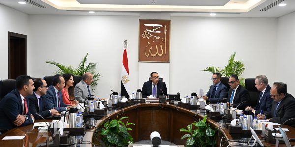 مدبولي يستعرض خطط ومشروعات " أكوا باور " السعودية في الطاقة وتحليه المياه - 1 - سيناء الإخبارية