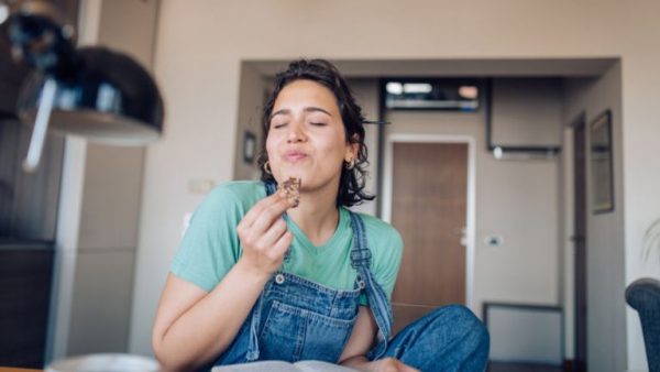 ننشر أسباب تأثر الصحة النفسية بالحمية المتبعة " الدايت " وكيفية التعامل معها - 1 - سيناء الإخبارية