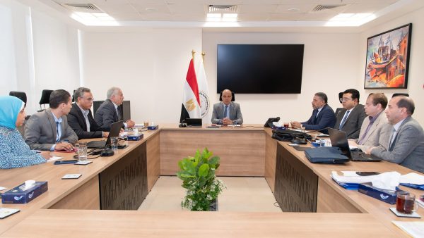 هاني سويلم يؤكد على الحفاظ على الشواطئ المصرية والمناطق الساحلية وإدارتها بشكل متكامل - 1 - سيناء الإخبارية