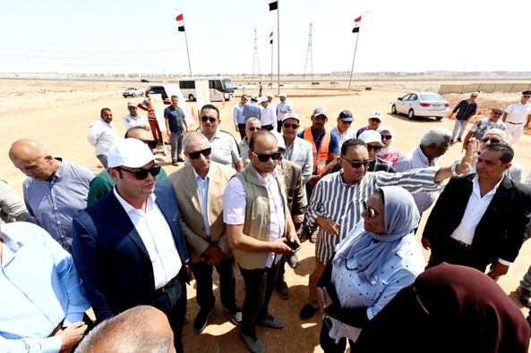 وزير الإسكان يتفقد مشروع "سكن مصر" وروافع المياه والصرف بمدينة الشروق - 5 - سيناء الإخبارية