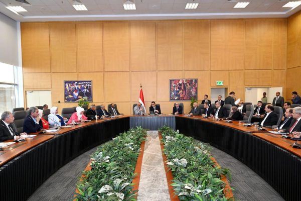 وزير الإسكان يعقد اجتماعه الدوري مع أعضاء البرلمان لبحث مطالب دوائرهم - 1 - سيناء الإخبارية