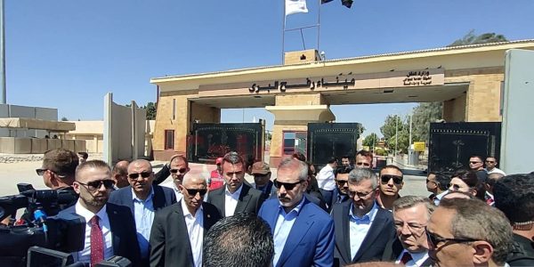 وزير الخارجية التركي يزور معبر رفح البري من الجانب المصري - 3 - سيناء الإخبارية
