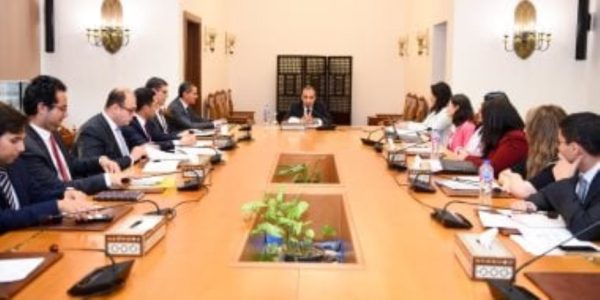وزير الخارجية والهجرة يجتمع بقيادات وأعضاء القطاع الاقتصادي بالوزارة - 3 - سيناء الإخبارية