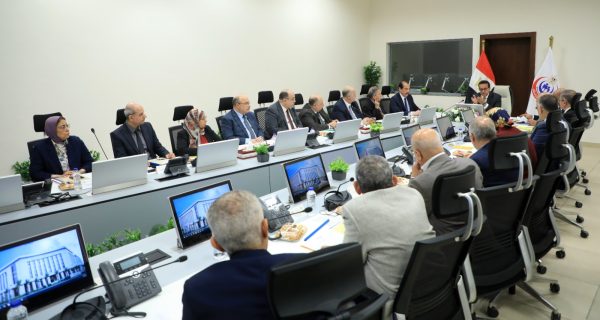 وزير الصحة يوجه بوضع خطة شاملة للتوسع فى منشآت التأمين الصحي - 3 - سيناء الإخبارية