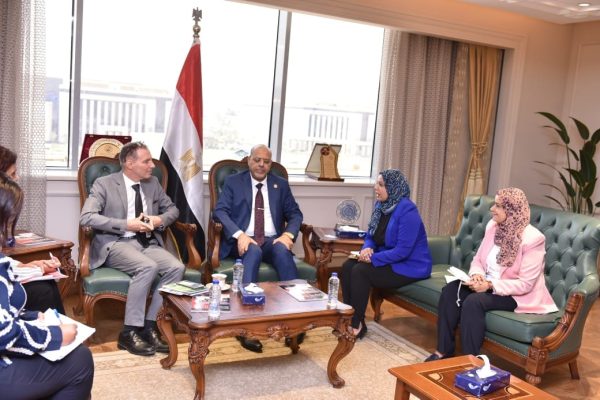 وزير العمل يستقبل وفدًا من برنامج الأغذية العالمي " WFP " - 3 - سيناء الإخبارية
