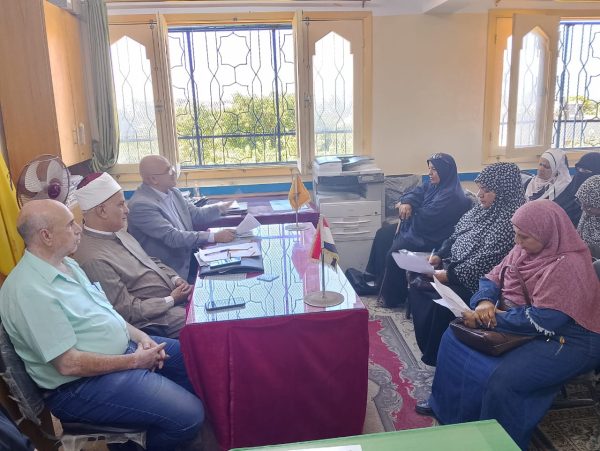 اجتماع طارئ لمدير عام المنطقة الأزهرية بشمال سيناء لبحث تطوير العملية التعليمية - 1 - سيناء الإخبارية