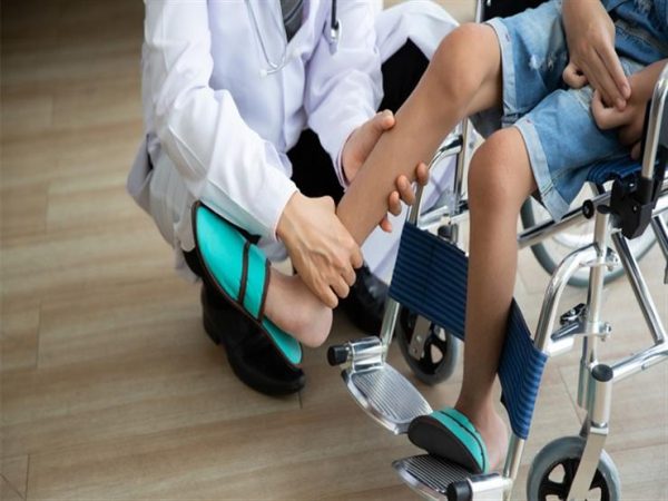 الدولة تهتم بالأمراض المكلفة مثل ضمور العضلات والتي تؤثر على إنتاجية الفرد في المجتمع - 1 - سيناء الإخبارية