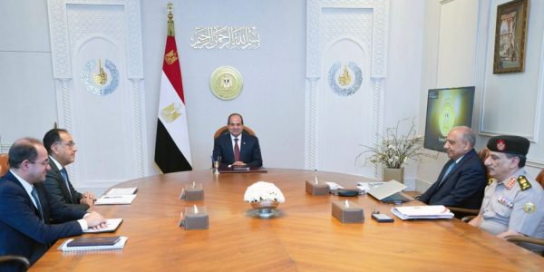 الرئيس السيسى يتابع جهود التوسع في مشروعات توليد الكهرباء و مشروعات تخزين الطاقة المتجددة - 1 - سيناء الإخبارية