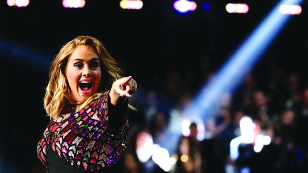 بعد غنائها 10 ليالٍ الشهر الماضي..المغنية العالمية أديل تأخذ استراحة طويلة من إقامة الحفلات - 5 - سيناء الإخبارية