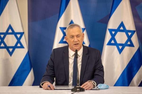 بيني جانتس ينتقد نتنياهو ويتهمه بإهمال ملف المحتجزين الإسرائيليين والبحث عن المكاسب السياسية - 1 - سيناء الإخبارية