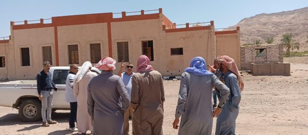 تنفيذ مشروع توصيل التيار الكهربائي لمشروع الـ 60 فدان الجاري إقامته بجنوب سيناء - 5 - سيناء الإخبارية