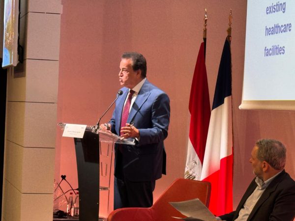 خالد عبدالغفار: حملة «100 يوم صحة» قدمت أكثر من 120 مليون خدمة مجانية خلال 76 يوما - 1 - سيناء الإخبارية