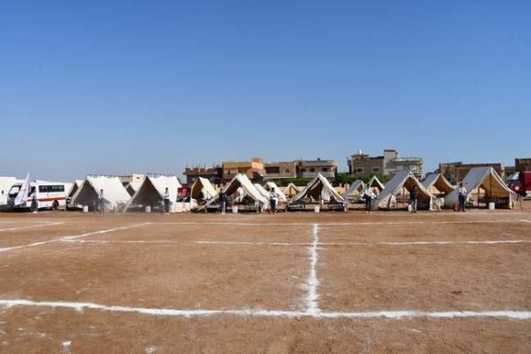 خالد مبارك يشهد تجربة عملية عن انفجار أنبوبة كلور بمحطة التحلية بمدينة طور سيناء - 1 - سيناء الإخبارية