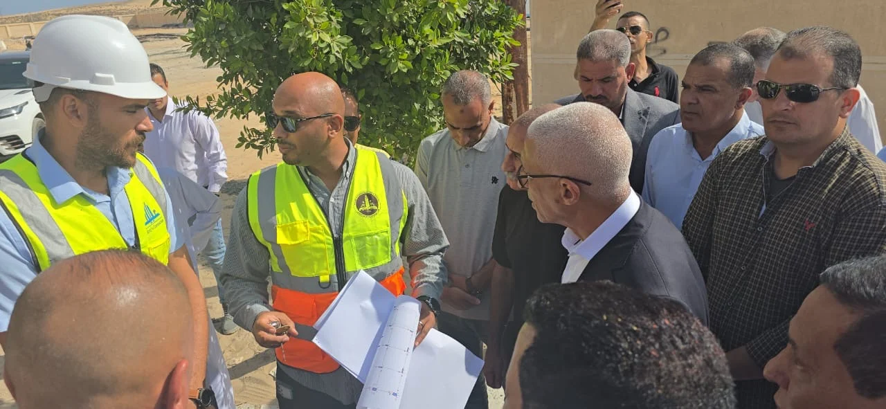 خالد مجاور يؤكد على تنفيذ مشروعات تنموية كبيرة بشمال سيناء كمستشفى الطوارئ ودار المناسبات بقرية رمانة - 1 - سيناء الإخبارية