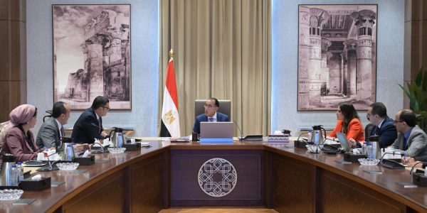 مصطفى مدبولي يناقش مع وزير الإسكان سبل تحويل الساحل الشمالي الغربي إلى وجهة سياحية عالمية - 1 - سيناء الإخبارية