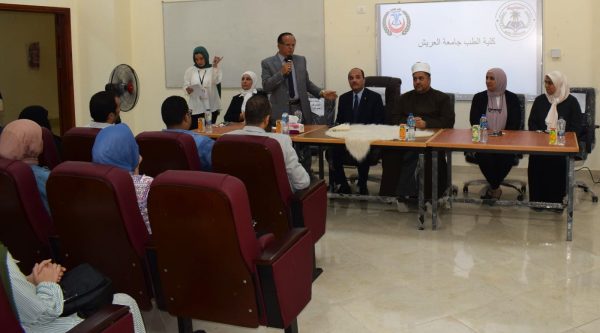 رئيس جامعة العريش يؤكد على توفير جميع سبل الدعم والرعاية لأبنائها الطلاب - 5 - سيناء الإخبارية